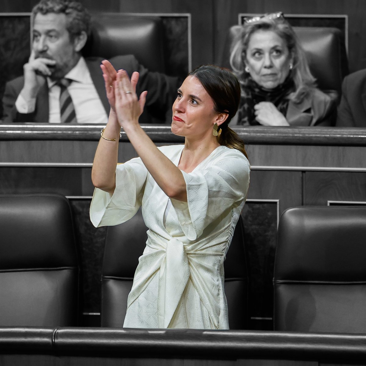 🗣️ ¡El libro MÁS ESPERADO de la política española de los últimos años!

<a href="/IreneMontero/">Irene Montero</a> cuenta por primera vez, en exclusiva y en primera persona, los grandes hitos de su vida política, militante, política, institucional y personal.

💜 En librerías el próximo 11 de noviembre.