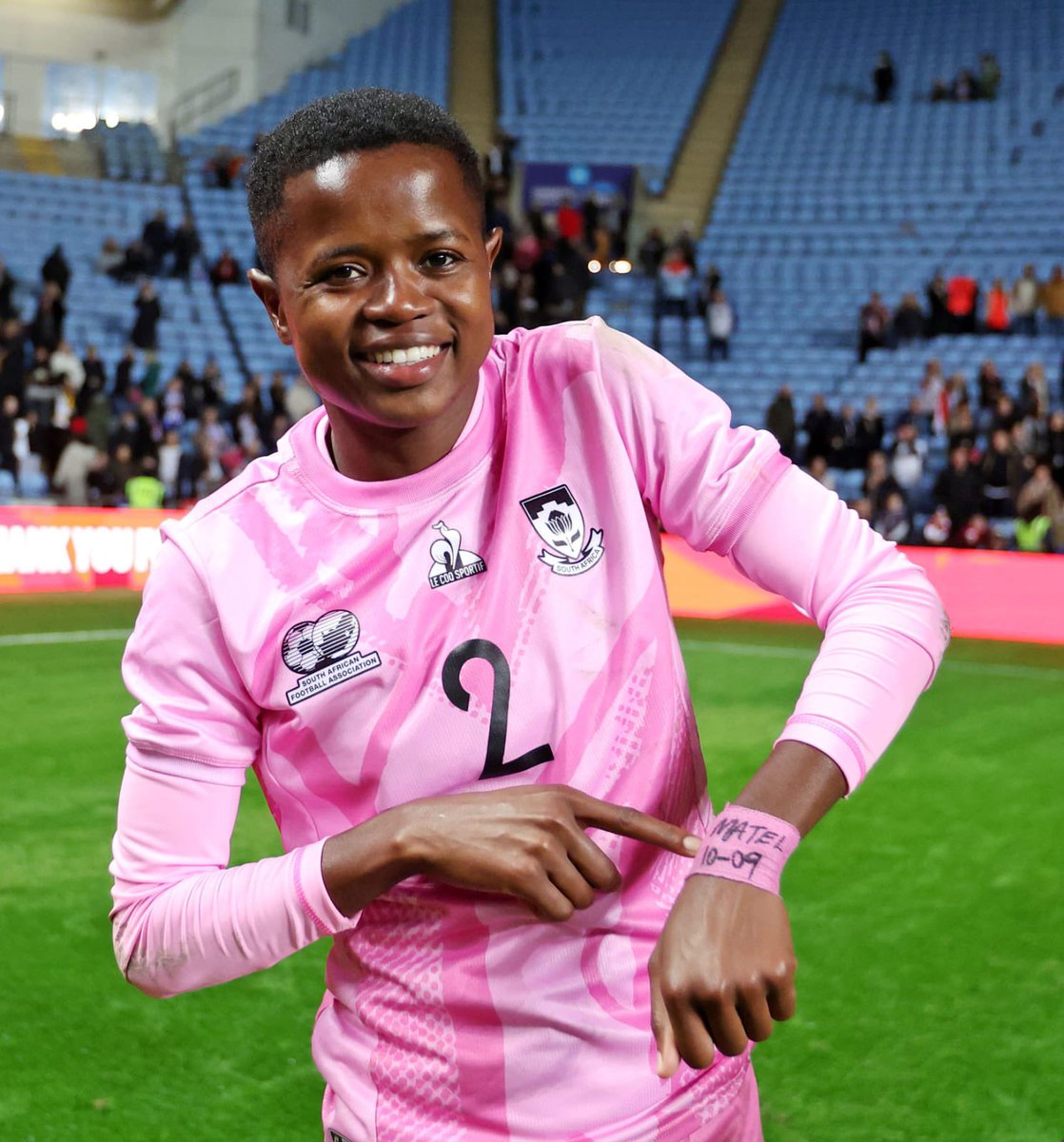 morakem100's tweet photo. The #pinkdrive generation... 👌🙌😍🥰
@Banyana_Banyana 
@Lionesses 
@SasolinSport 
@SAFA_net 
@Shield_ZA 
#LiveTheImpossible 
#banyanabanyana
#BanyanaPinkDrive
 #SasolInSport https://t.co/1bP59Zu1vK