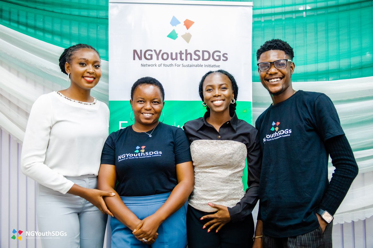 NGYouthSDGs's tweet photo. Read the full report of the #NigeriaFuturesSummit supported by @GERinNigeria ⬇️

https://t.co/tgOxMs25MI

Thank you to the 15 youth CSOs, speakers, invited guests abd participants.

#ClimateActionForStrongerNaija
#ClimateActionNow https://t.co/JAHflzWmkq