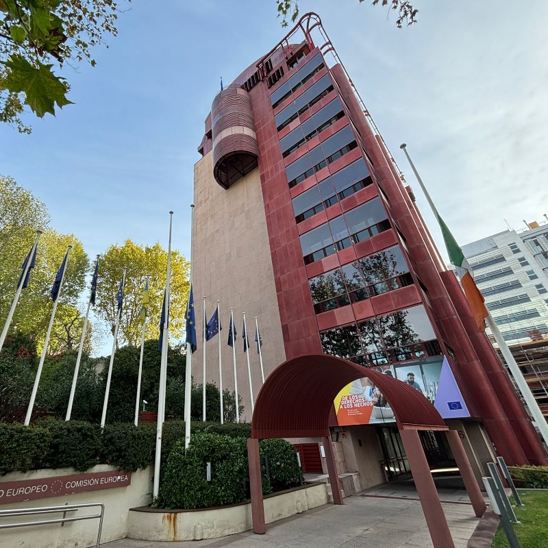 Parlamento Europeo en España tweet media