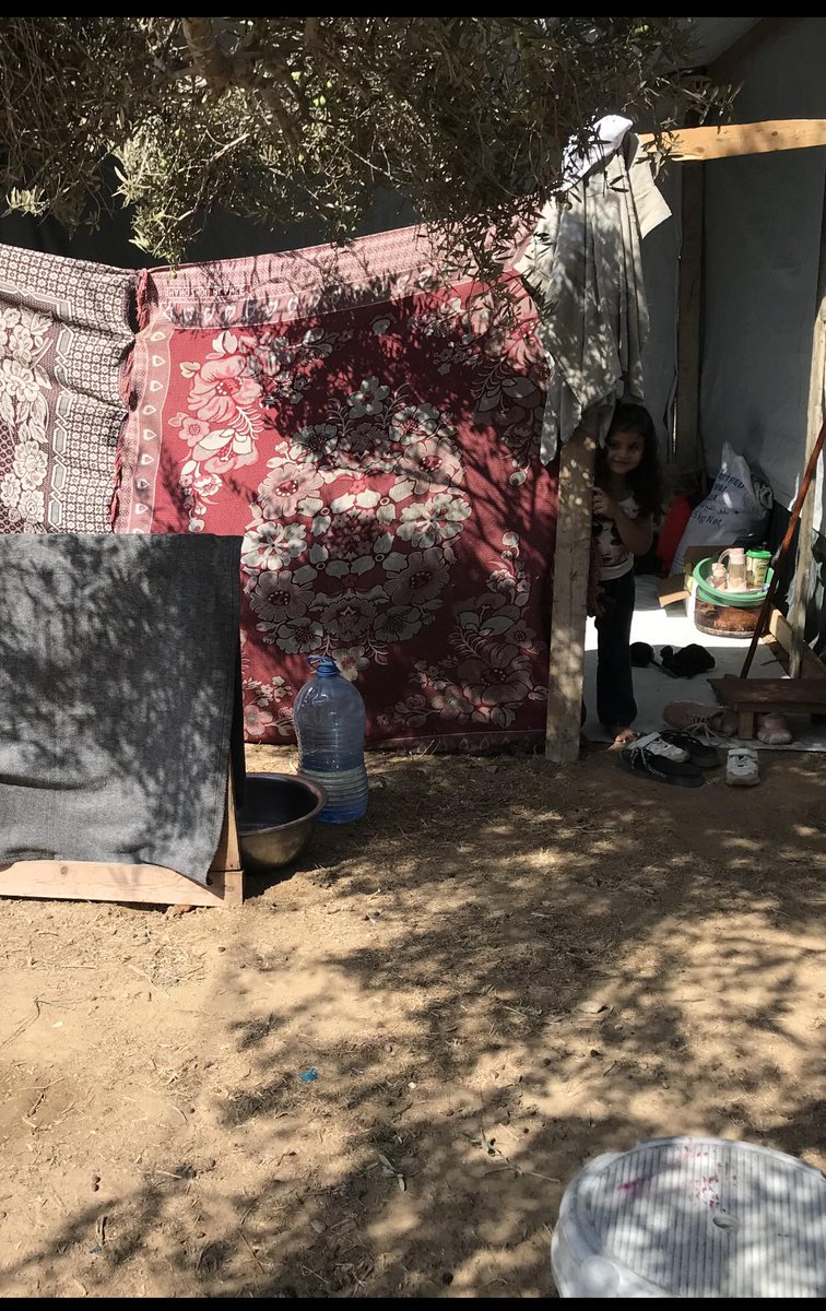 PLEASE DON'T SKIP ME :((

My account has been restricted, 
So, my gfm doesn't appear to everyone! 
Please support my family gfm !!
by sharing and quoting and donating 💔🙏🏻🚨

Please, Leave a comment 🇵🇸 or 🍉

We die of hunger gofundme.com/f/help-heba-an…