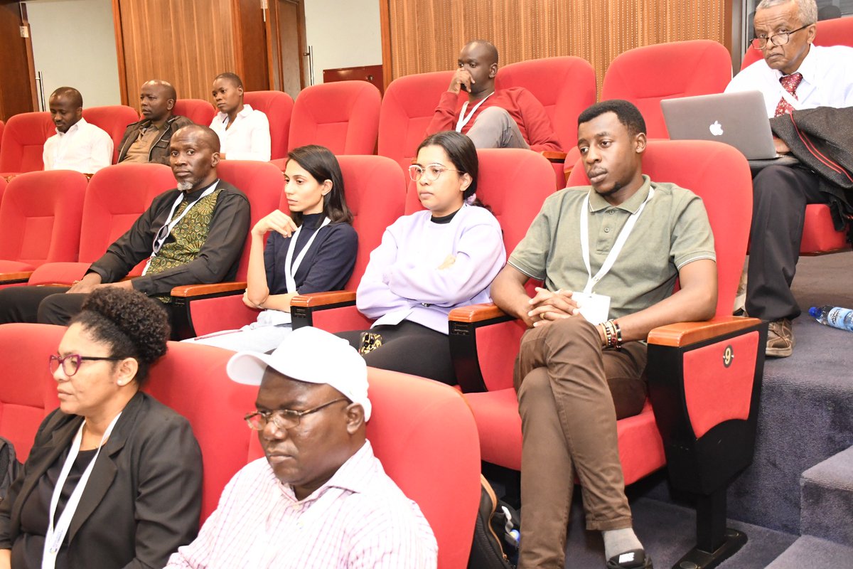 Joice, Research4life <a href="/RoySocChem/">Royal Society of Chemistry</a> notes that they increase access to 200,000 online resources to low and middle income countries. 
There was a recommitmemt in Frankfurt (2024) for a renewed focus in equity for knowledge access. 

#PACN2024 
#UoNresearchweek