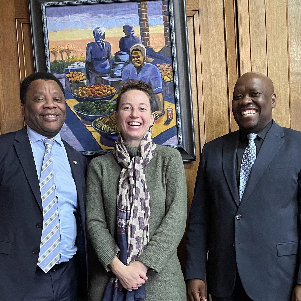 CultureNLinSA's tweet photo. Tuesday I met my counterparts at the South African Embassy in the Netherlands. We had a great chat about the ongoing 🇿🇦🇳🇱 cultural cooperation and the wealth of cultural exchange we see between our countries. @DIRCO_ZA @SportArtsCultur @NLinSouthAfrica https://t.co/gwL0lloMDh