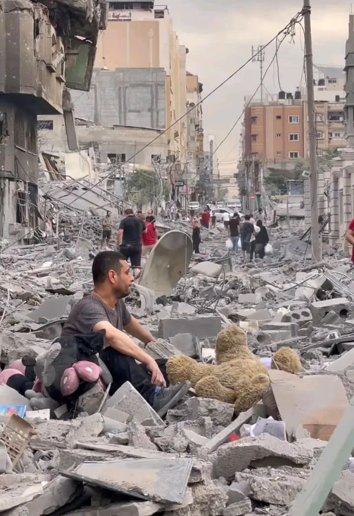 Nasem0n's tweet image. A brutal war on G@za for more than a year. They need your continuous support. The dollars you spend could save people’s lives. Donate now. Give them hope. Give them life.
gofund.me/2750d8de