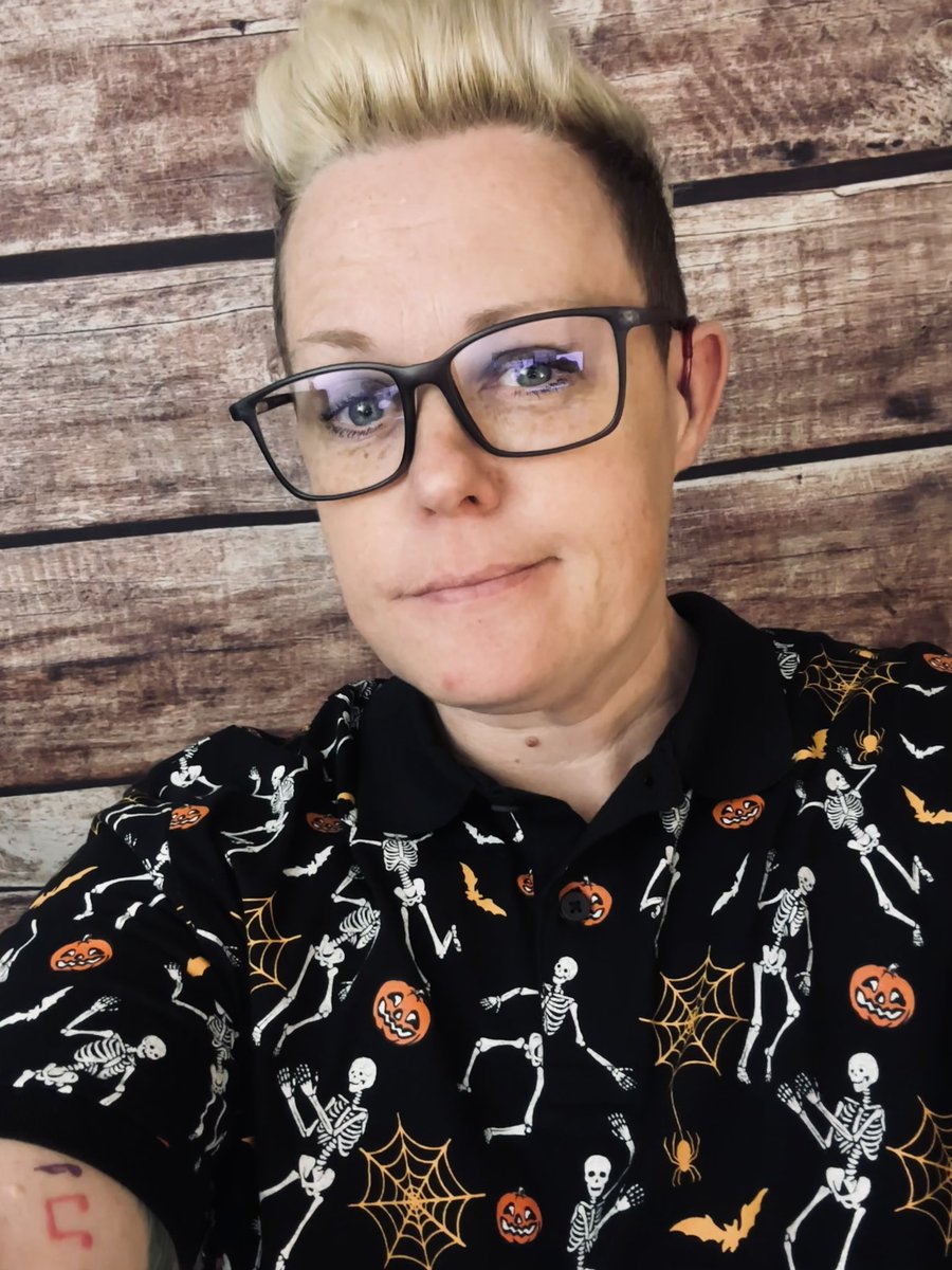 Happy Halloween 🎃👻💀
I miss you <a href="/AnneMarie/">ANNE-MARIE</a>