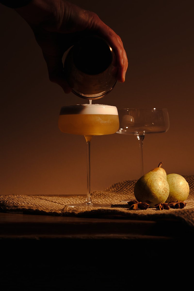 NineTines_'s tweet image. On the spookiest day of the year, we’re embracing the spirits... and not just ghosts! 👻 Here&apos;s our twist on a spiced pear Collins - the perfect autumn cocktail for those who love a crisp, refreshing sip.

ninetines.co.uk

#NineTines #PotatoVodka #SpookyCocktails