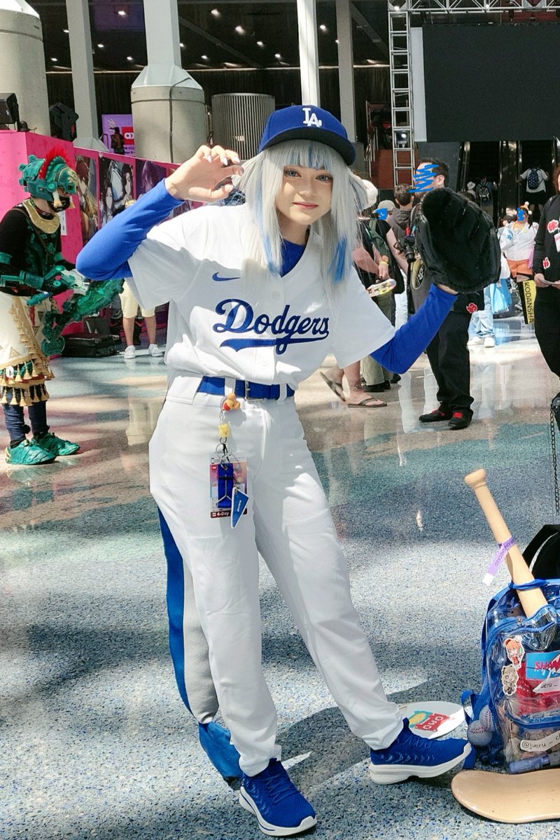 jueru_chann's tweet image. 🦈 Gawr Gura buff is real 🤭🔱
#Dodgers #HololiveDodgers #holonight