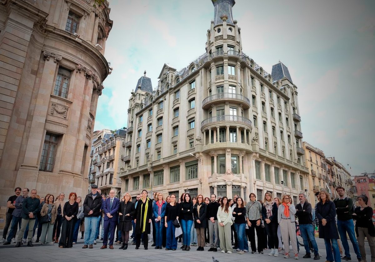 Recerca i Universitats (@recercauniscat) on Twitter photo 📌 Des de <a href="/recercauniscat/">Recerca i Universitats</a> volem transmetre el condol a totes les víctimes del temporal DANA
🤝També volem enviar tota la solidaritat, escalf i suport a la comunitat universitària, així com a la resta de la població que ha patit els efectes devastadors dels aiguats 📌 Des de <a href="/recercauniscat/">Recerca i Universitats</a> volem transmetre el condol a totes les víctimes del temporal DANA
🤝També volem enviar tota la solidaritat, escalf i suport a la comunitat universitària, així com a la resta de la població que ha patit els efectes devastadors dels aiguats