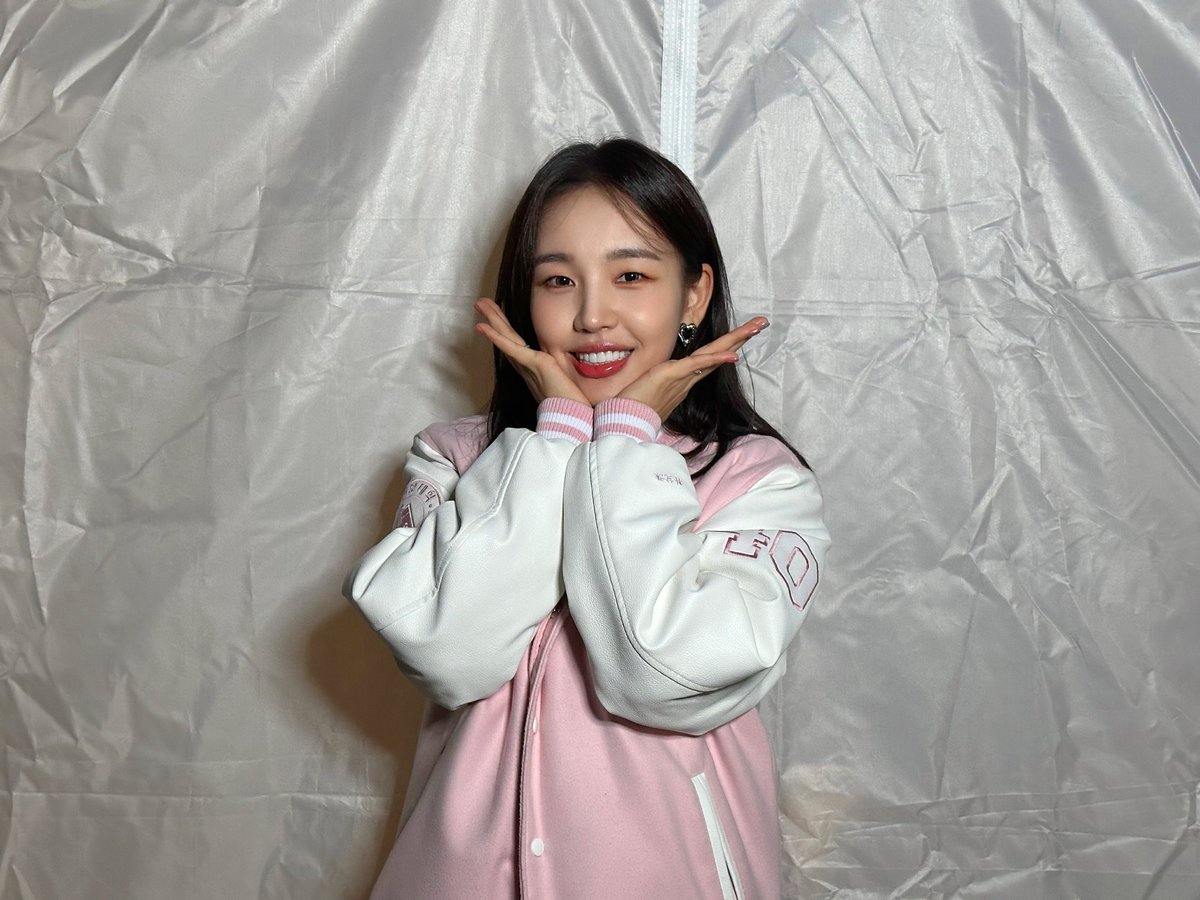 백아연 tweet media