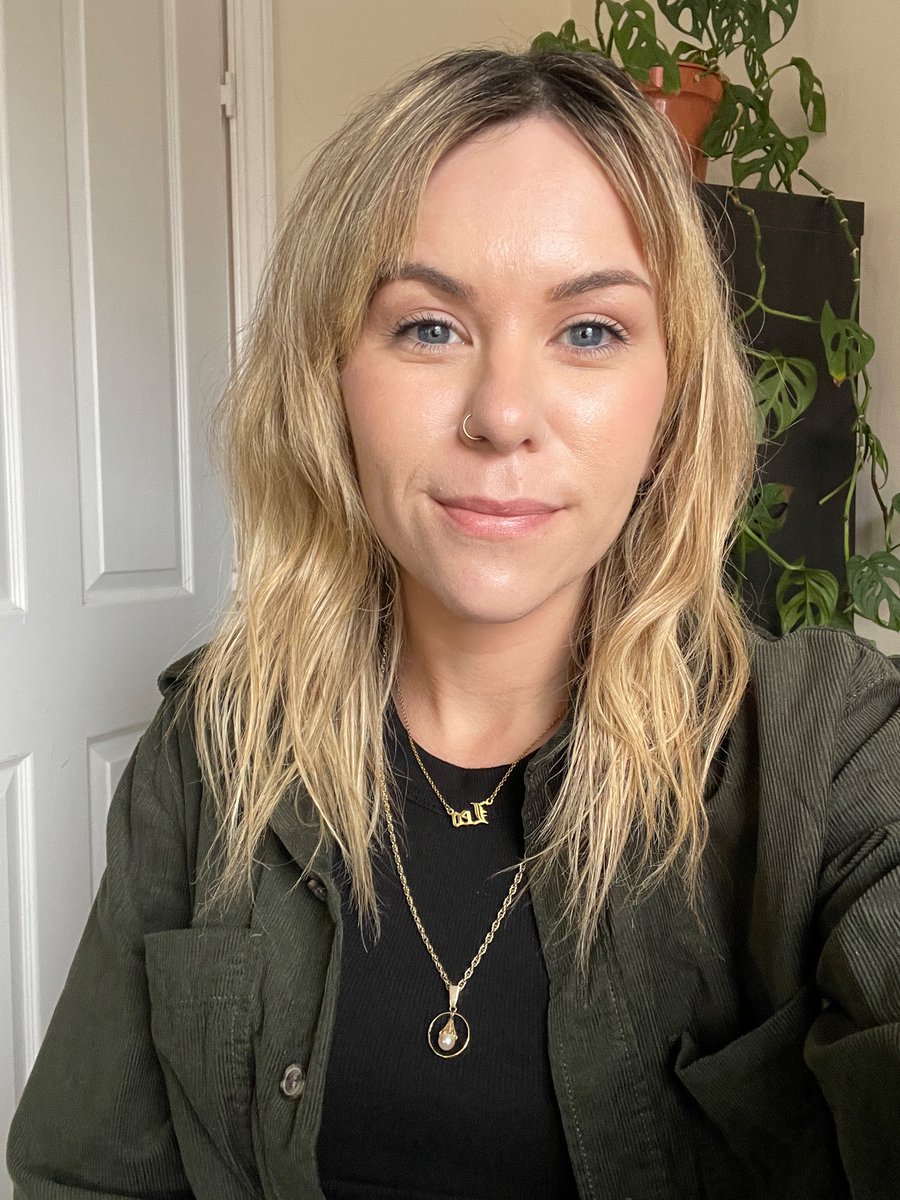 MissJadium's tweet photo. Really enjoying wearing contacts for the first time thanks to @Specsavers’ generosity after my bike accident in June. They also gifted me a lovely pair of glasses &amp; a £250 @Halfords_uk voucher 🚲 as well as checking my eyes thoroughly. Massive thank you to the #Ilkeston team 🙏🏻 https://t.co/2KCnDOCkbO
