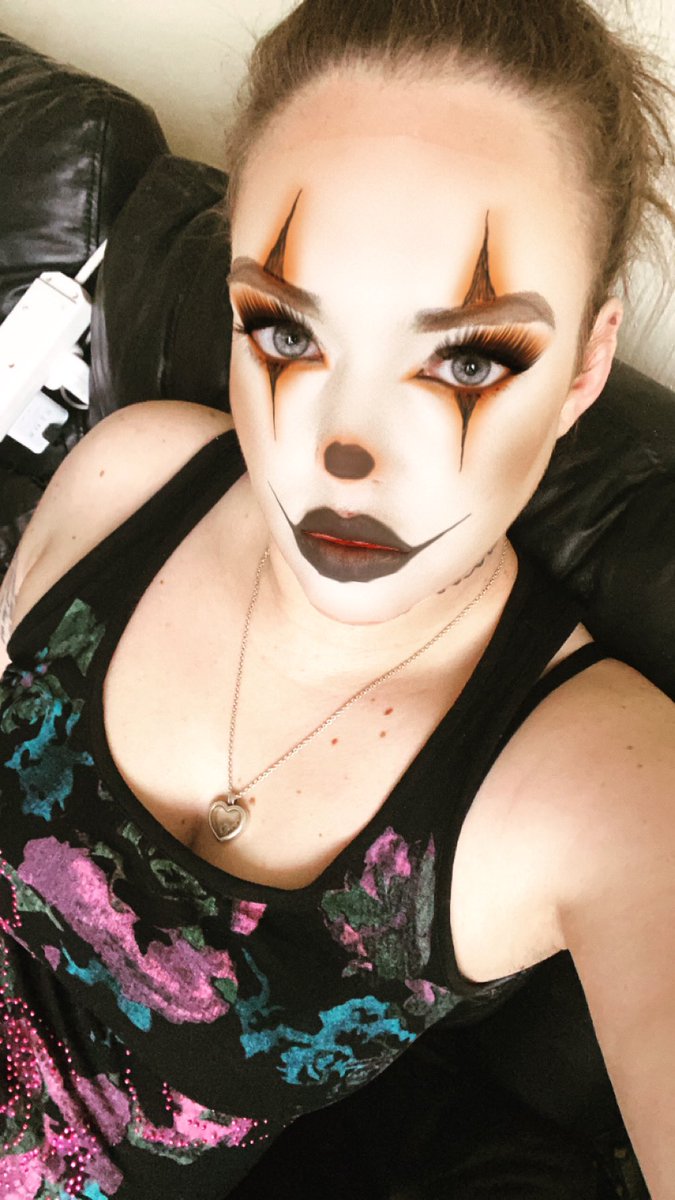 rachg311's tweet photo. #HappyHalloween https://t.co/k79yD3S66D