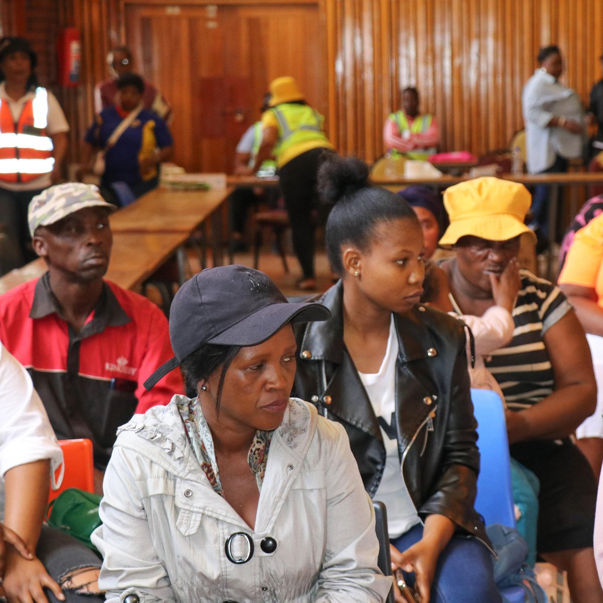 gpgSocDev's tweet image. [𝐔𝐧𝐝𝐞𝐫𝐰𝐚𝐲]

📌 @gpgSocDev Sustainable 
Livelihoods, Eastern Corridor is today hosting a #CommunityDialogue at #KwaThema Kwa-Thema Skills School @City_Ekurhuleni 

#SocialDevelopmentMonth #GrowingGautengTogether