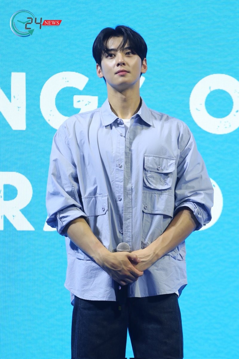 _24News_'s tweet photo. ชาอึนอู ในงาน "Cornetto Presents Unwrap The Moment with CHA-EUN-WOO" (1)

#CornettoxChaEunWoo #CornettoUnwraptheMoment
#Cornetto #CHAEUNWOO #차은우 
#チャウヌ #车银优 #車銀優 #이동민 #ASTRO https://t.co/SBSZ2RJlNI