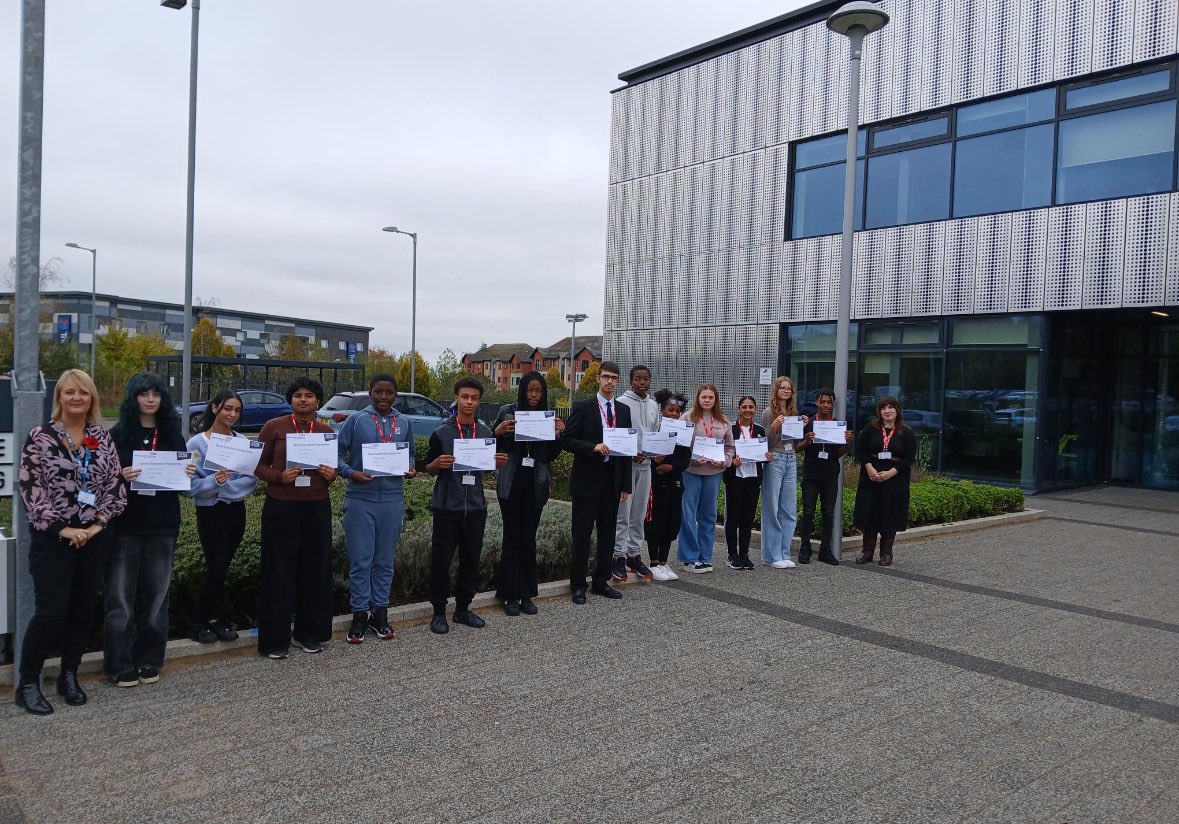 BCHFT_ODCulture's tweet photo. Half term can only mean one thing - work experience ⭐️ Another fantastic 2 days supporting young people from across the Black Country learn more about #NHSCareers https://t.co/c5esRrDlL9