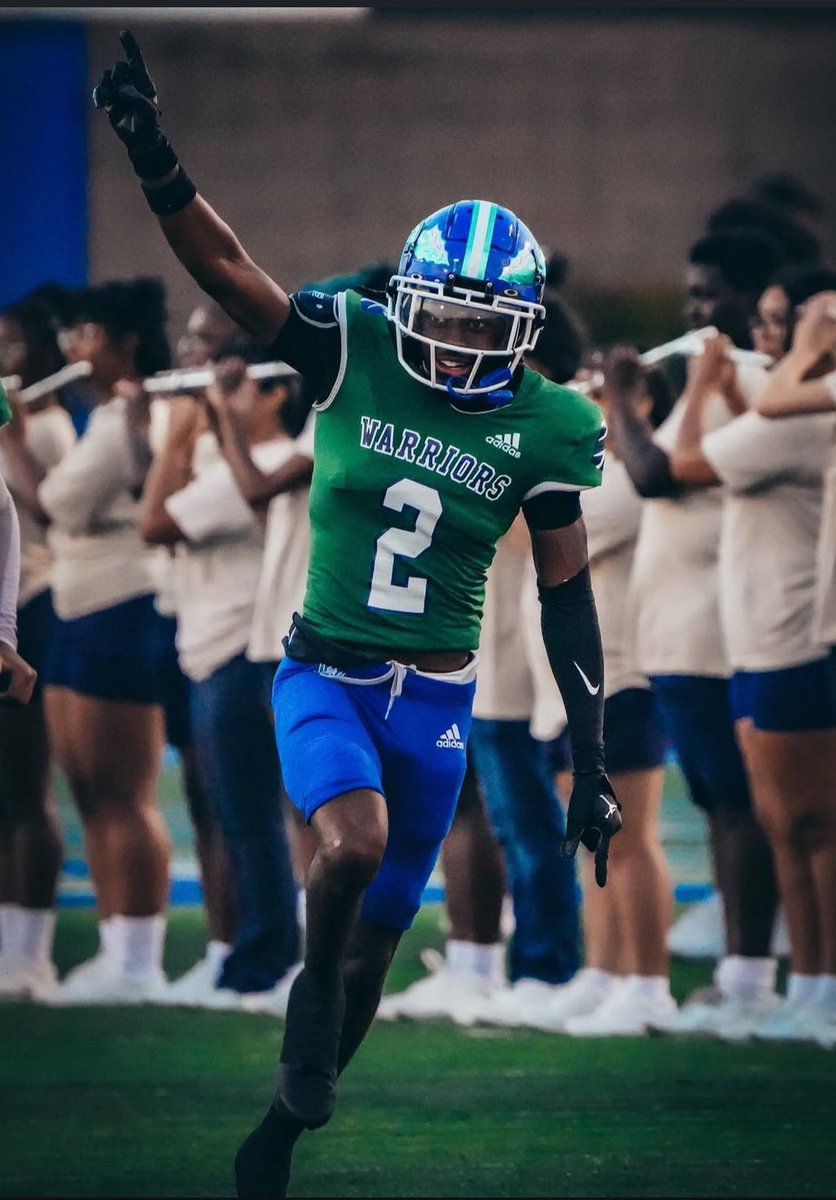 Reg Szn Film!
100m: 10.9 GPA:3.3 6’0 175
#JobNotDone 
hudl.com/v/2Qb8Xz