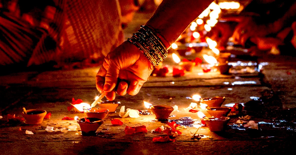 NavinaEvans's tweet photo. Deepavali. Light over darkness. Always. #Diwali2024 https://t.co/vwSha0xjTR