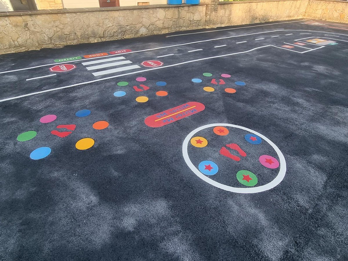 We recently had the pleasure of visiting <a href="/chandlings_sch/">Chandlings Prep School</a> in Oxford. 🌳 ✨

We restored their tarmac and installed a custom-made Roadway, a Mirror Me, Bowling Alley and Snakes and Ladders. We loved working with the #school to create a wonderful new #play environment. 🌈
#oxford