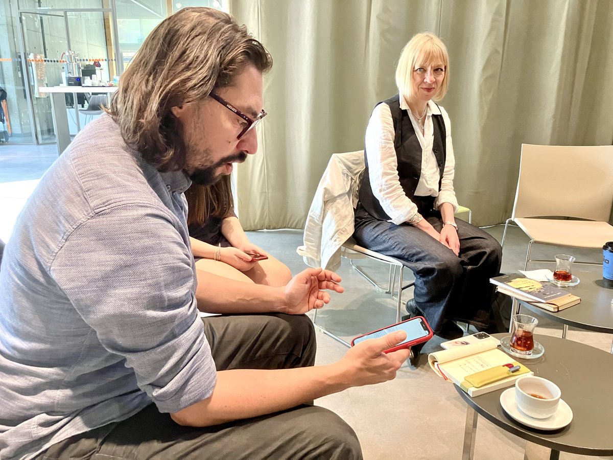 Literature Across Frontiers tweet media