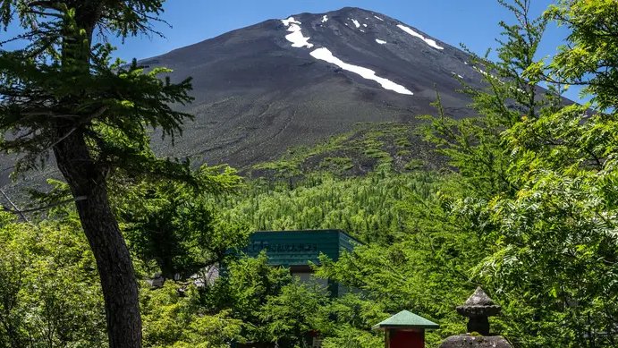 zakiberkata's tweet photo. Gunung erupsi ngga akan menghilangkan salju Fuji. 
Yang bisa menghilangkannya perubahan iklim https://t.co/ehwKVomy5u