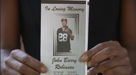 WAVY_News's tweet photo. A family is in mourning after last week's accident at a Norfolk shipyard. Loved ones and friends have identified one of the victims as 55-year-old John Robinson, a fleet technician at Marine Hydraulics International.

https://t.co/ziID8sfM5R https://t.co/hnIwDUP8kO