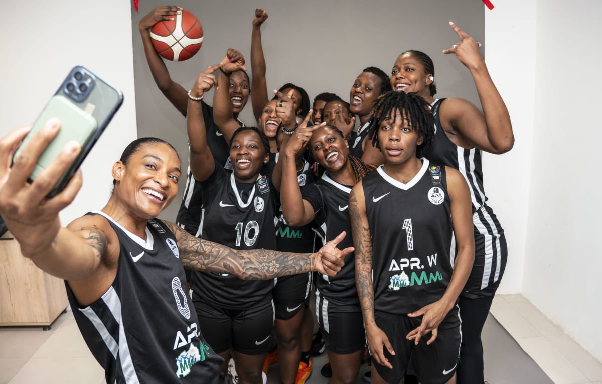 ferwabaRW's tweet photo. Watch the games live:
APR W BBC vs Gladiators: https://t.co/DMLPJJdV3G
REG W BBC vs JKL Dolphins: https://t.co/IAw0SQi0vW
#WinforAPR #WinforREG #WBLA https://t.co/ymsFHTTrrP
