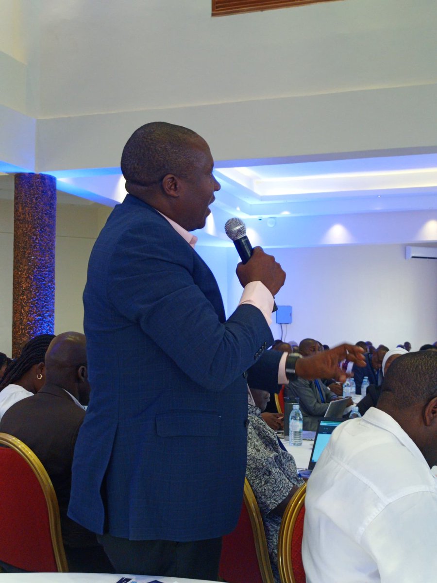 kickuorg's tweet image. As @kickuorg, We are Proud of our #ExecutiveDirector participating in the Localization Agenda Dialogue organized by USAID in Mbarara, SW Uganda. He described it as strategic and productive engagement in the fight against corruption. #AntiCorruption #LocalizationAgenda