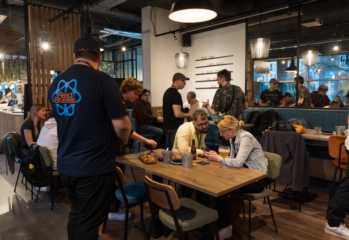 🎉 To close out, we held a raffle with some epic Lego sets from our sponsors <a href="/ReactBricks/">React Bricks</a>, followed by drinks and conversations that made for a perfect networking and wind-down session.