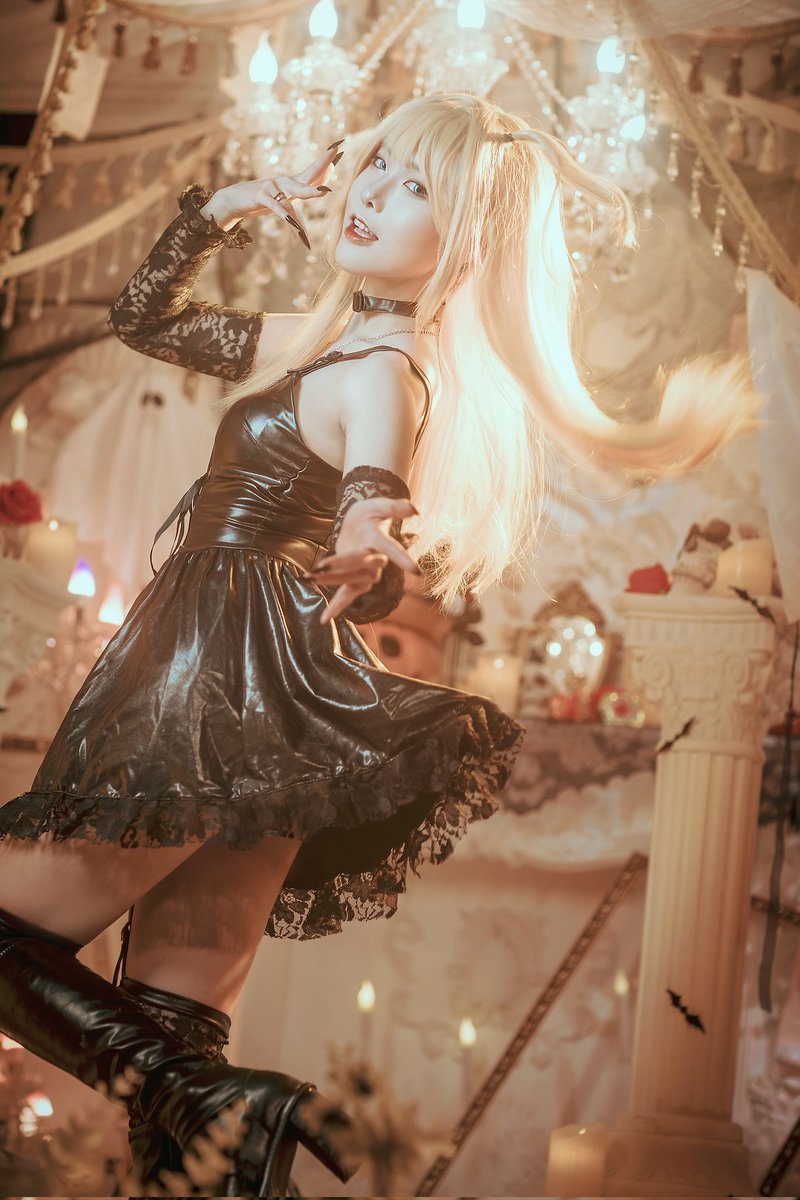 #cosplay
DEATH NOTE
Misa Amane

📸. <a href="/prism_Ssun/">🍎SSUN🍯썬🌈</a> 썬님✨️