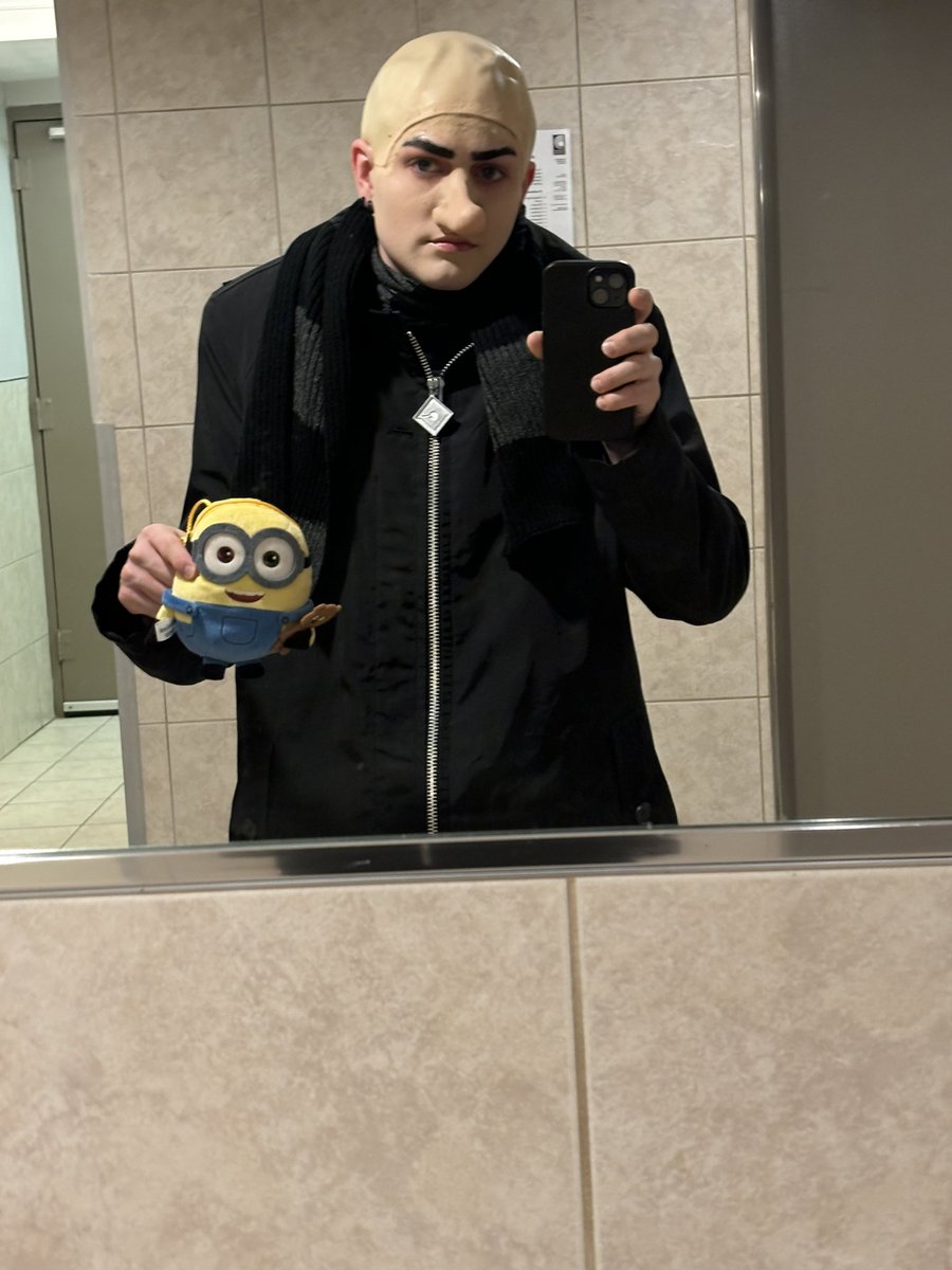 another day of being the best at my job
#villan