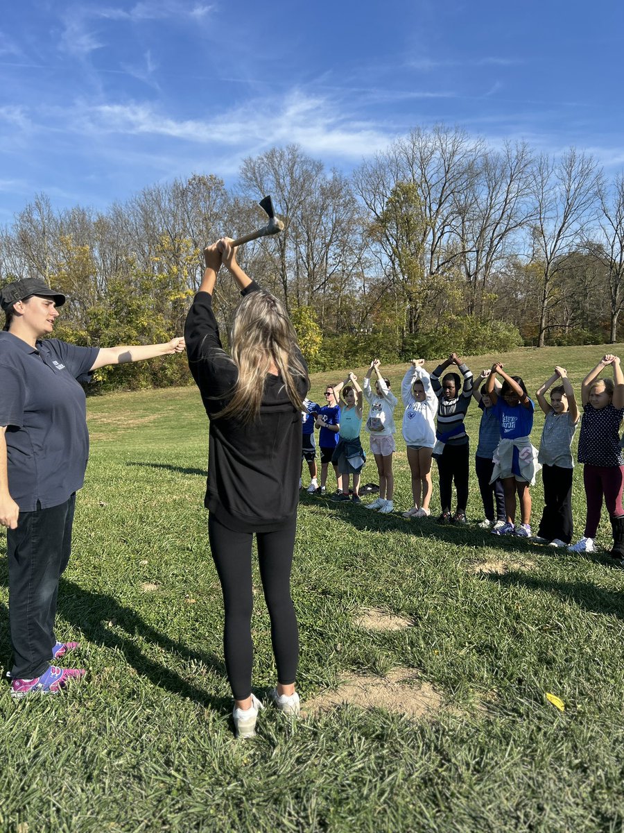 CassiSchmitt's tweet image. Fourth graders @Geistgators had an amazing experience visiting Conner Prairie, learning all about the forces of flight and revisiting energy concepts! Huge thanks to @AmyMurch for a fun, hands-on day filled with discovery and learning! #STEM #4thGrade #ConnerPrairie