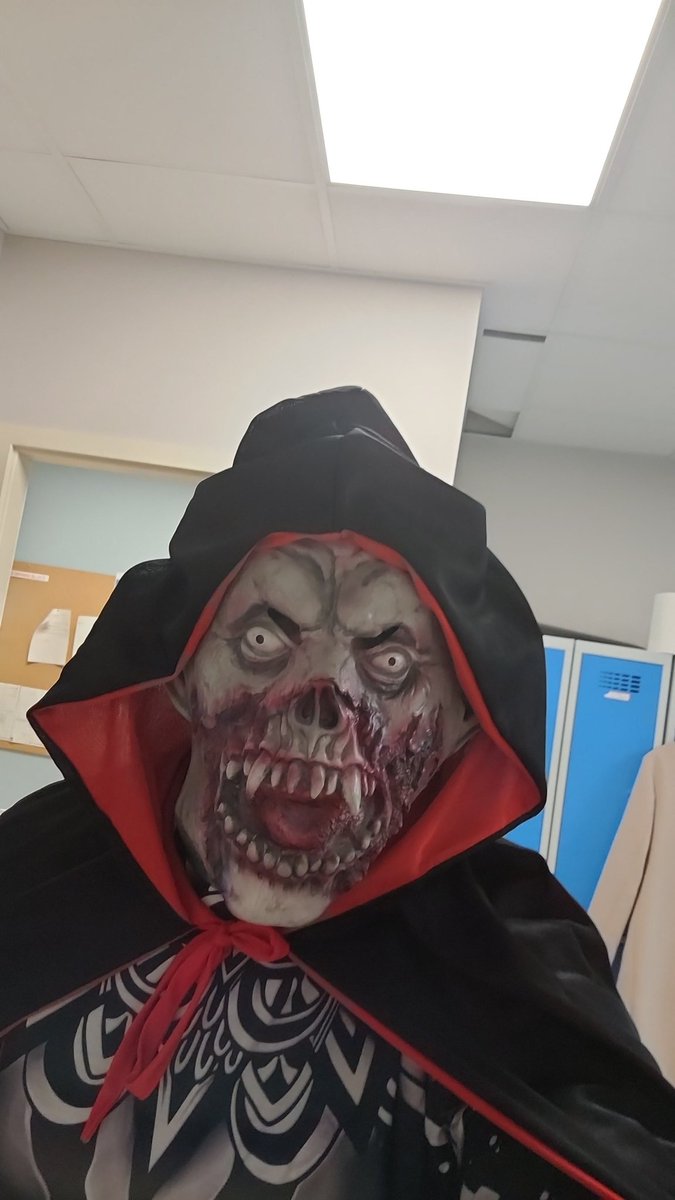 Falcon95200's tweet image. Joyeux halloween