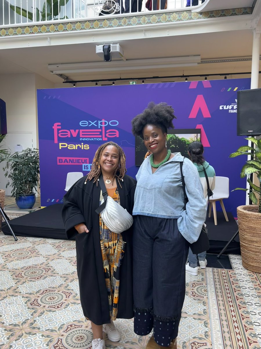 🤌🏾Avec 54% de la population identifiée comme noire et métisse, le #Brésil prend un tournant marketing et commercial en se positionnant fièrement comme une destination pour l’#Afrotourisme.

J’ai eu l’immense honneur de partager une table ronde à la première de Expo Favela #Paris