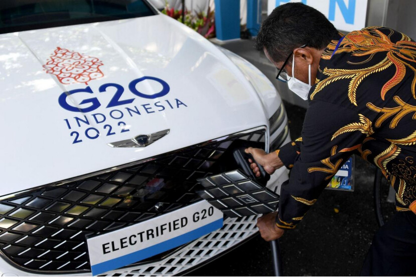 thisisGBA's tweet photo. #ASEAN | #Chinese battery materials maker #CNGR Advanced Material Co., Ltd (CNGR) is set to build an integrated production facility valued at $10 billion in #Indonesia.
Magdalena Veronika, a director of CNGR Indonesia, stated on Wednesday that the investment would be completed within 10 to 15 years and the company is looking for a suitable location for the factory.
https://t.co/VQUqgxq9EV
#BatteryManufacturing #Investment