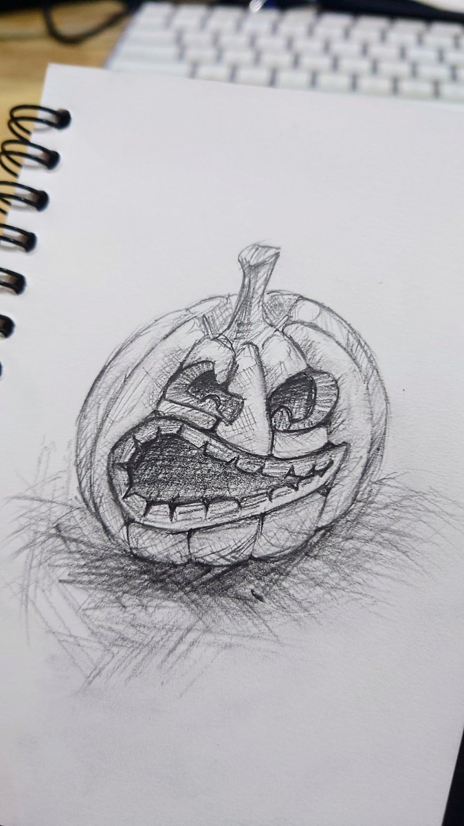HHynh3's tweet photo. 🎃🎉 https://t.co/obkDUSu1NN