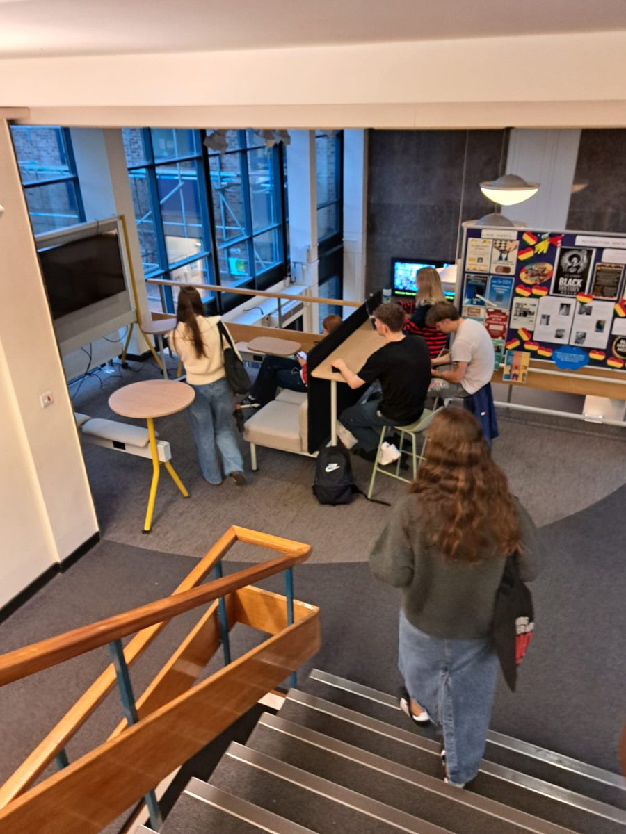 On the Road Again!
We’re show-casing in the Physics Building, <a href="/UniofNottingham/">Uni of Nottingham #WeAreUoN</a> gathering feedback from students on our latest CoLab furniture system. Stop by &amp; try our products first-hand. Email hello@bof.co.uk to arrange your CoLab demo.

#research #furniture
<a href="/senator_social/">Senator</a>
