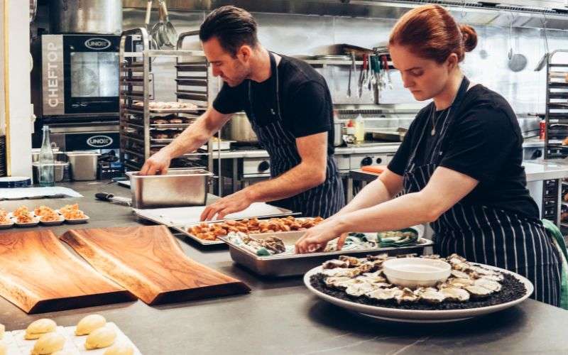 Richard Marsh 🗣 “We call on the government to provide additional assistance that will allow hospitality businesses to continue contributing to the vibrancy of Devon’s economy.”

Read our full #AutumnStatement reaction: bit.ly/4f3fNZi

#Autumn Budget | @ExeterChamber