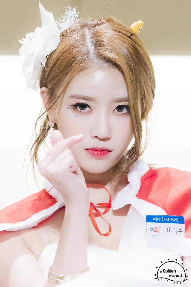 ケーソレでます🩵

2-10 magnetic/オムライスうさぎ　モカ
4-6 lost N found/Dearlyz ミジュ

どちらも白衣装で膨張してますが
温かい目でみてネ🥹