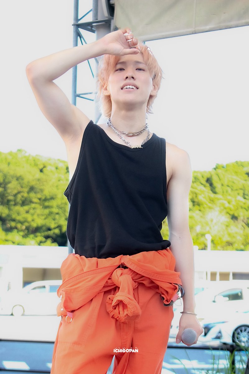 __meronyan5's tweet image. 241013 DefClass 木更津ハロウィンパーティー 

𝗛𝗔𝗣𝗣𝗬 𝗛𝗔𝗟𝗟𝗢𝗪𝗘𝗘𝗡 🎃💛

#DefClass #TAO #DefClass_tao #デフクラス
@DefClass_ @DefClass_Tao #イチゴパンshoT