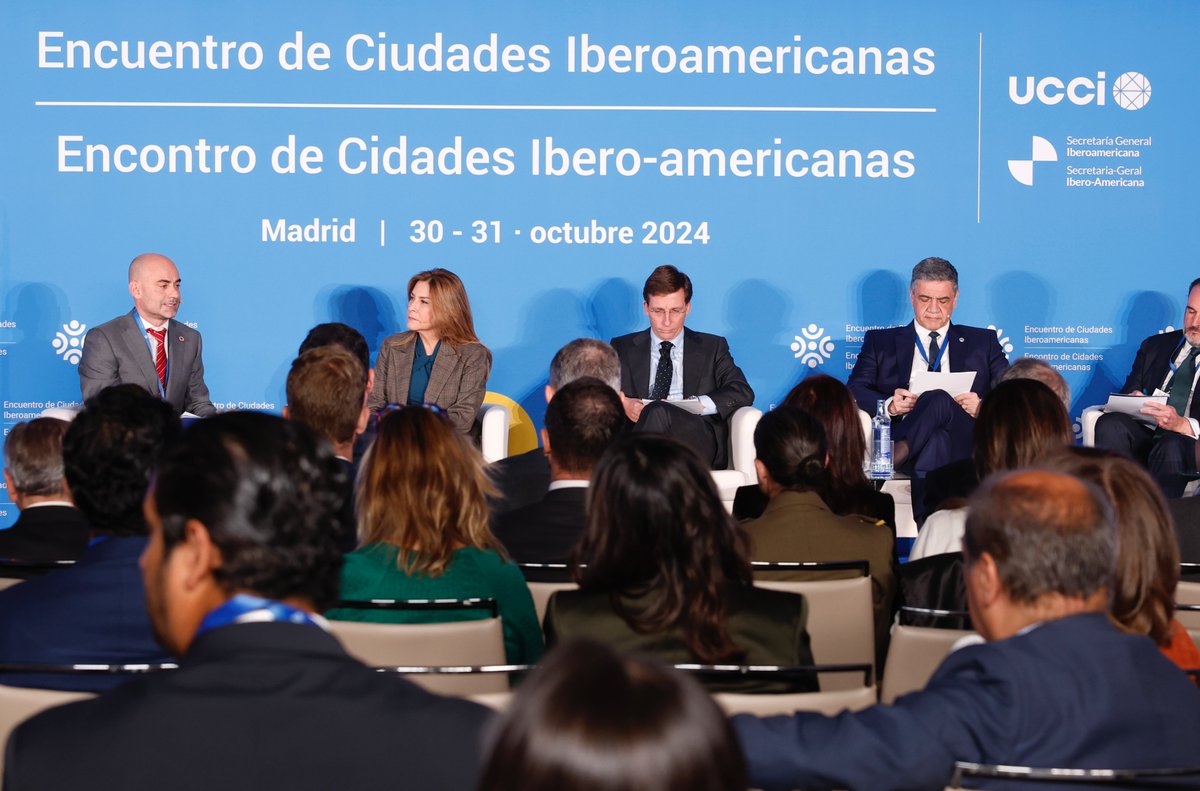 El Rey preside el “I Encuentro de Ciudades Iberoamericanas”, una iniciativa para fortalecer los lazos históricos y culturales que las unen y abordar conjuntamente los retos y oportunidades que enfrentan las ciudades en el siglo XXI.

➡️casareal.es/ES/Actividades…