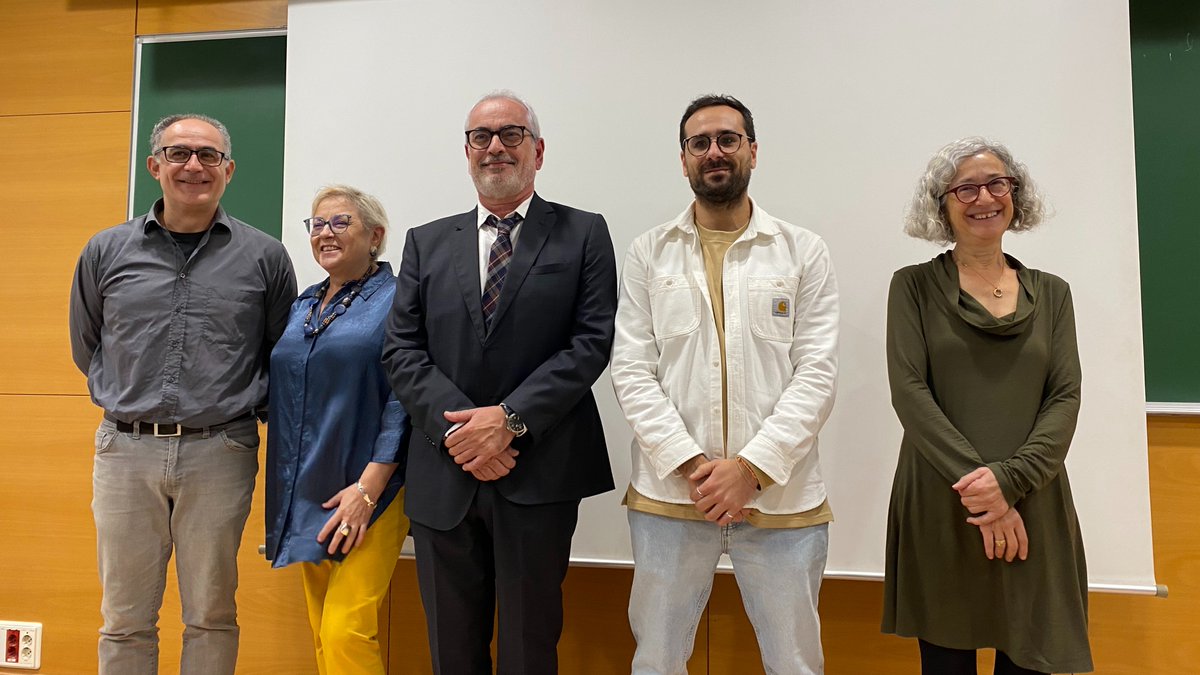 🧑‍🎓Enhorabona al Dr. Luís Sanchez, per la defensa de la tesis doctoral sobre els #arxius dels #JocsOlimpics amb #LosAngeles84 #Barcelona92, #Londres2012 com a cas d'estudi, dirigida per la Dra. Pilar Cid.

"Una aportació al patrimoni dels arxius de l'esport"

#Olympicstudies