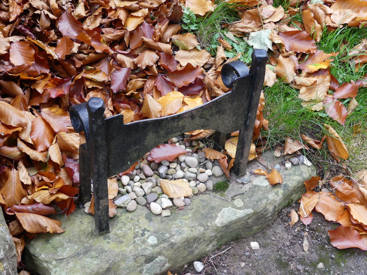 CarolineIrwin3's tweet image. #IronworkThursday  Boot scraper in the churchyard of St Mary's, Bishop's Frome.