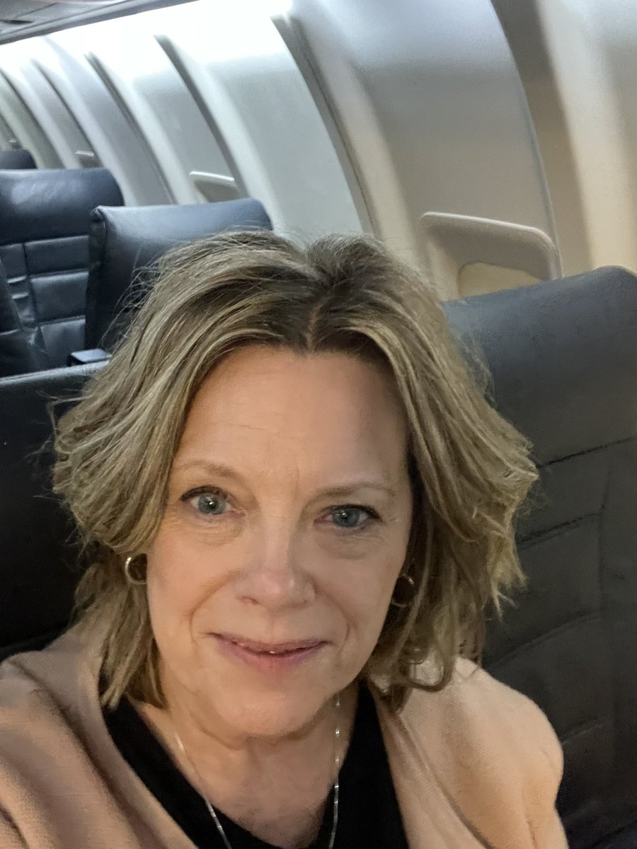 lorirech50's tweet image. And… I’m back on a plane! Can’t wait to meet everyone and share @BRInstitute resources as well as connect with my Texas friends at the #TXCSS2024! Stop by our exhibit booth and chat with us! @TXCSS @scottmpetri @christopherndc