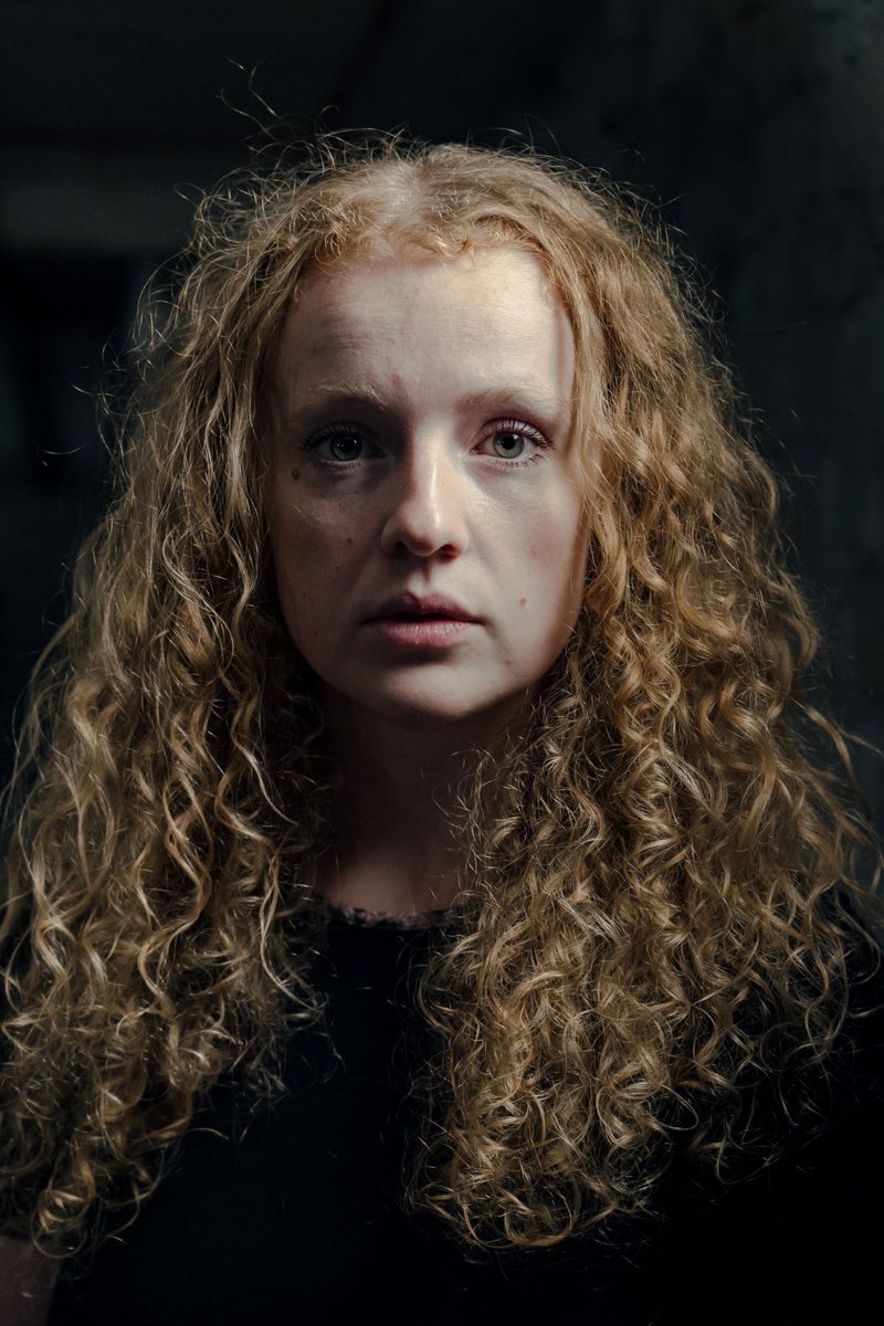 DavidJWhetstone's tweet photo. Had a lovely chat with 'Saint Maud' - aka Brogan Gilbert, Doctor Who fan and @YourAuntFanny funnygirl - @LiveTheatre where there aren't many more chances to see her strut her stuff https://t.co/AKY3mVYhcE https://t.co/pxHnFbcuDF