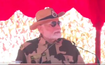EconomicTimes's tweet image. #Kachchh, #Gujarat: #PrimeMinister #NarendraModi says, "Keeping in mind the needs of the twenty-first century, today we are equipping our #armies, our #SecurityForces, with modern resources. We are putting our #Army in the league of the world's most #modern #MilitaryForces. The