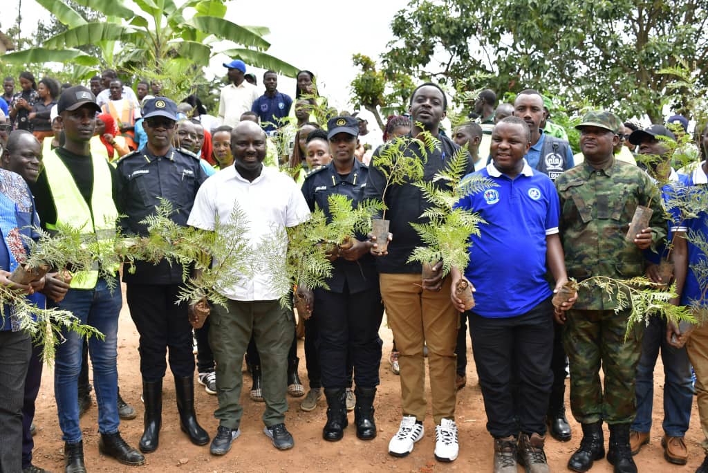 Rwanda Youth Volunteers tweet media