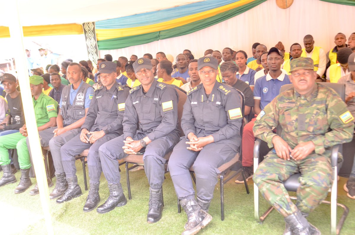 Rwanda Youth Volunteers tweet media