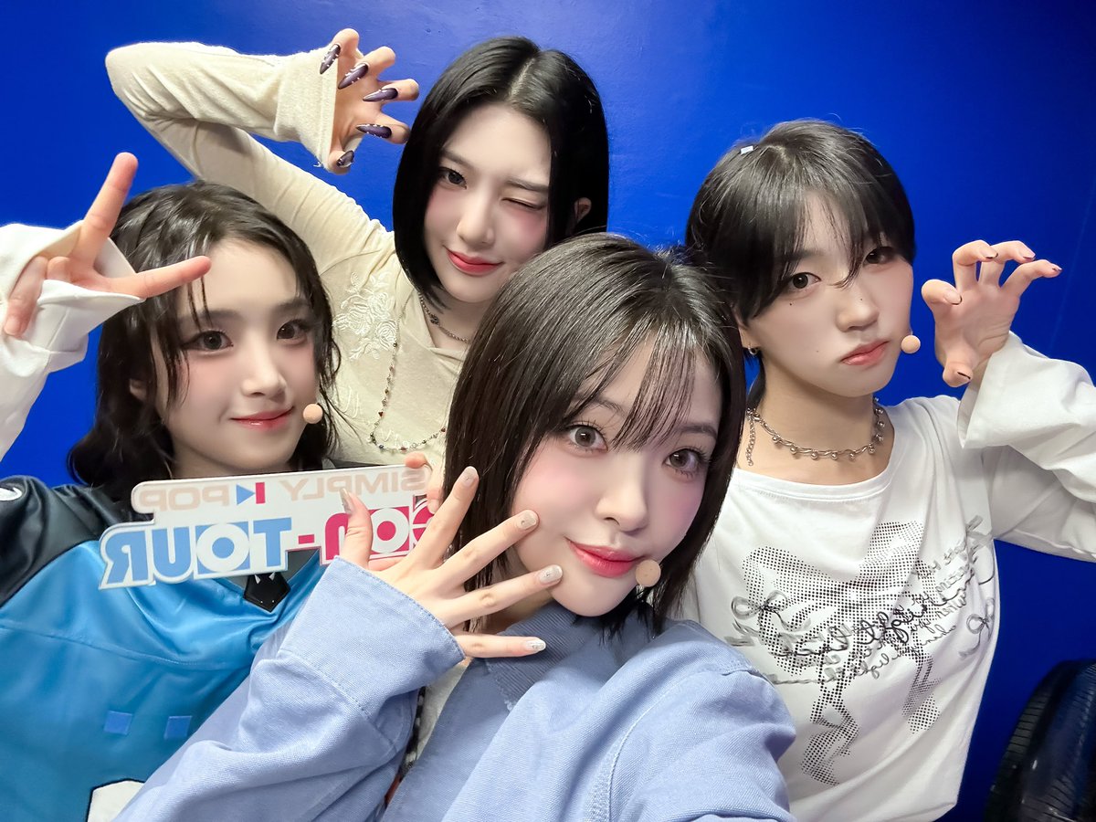 ⭐️리빙포인트⭐️
트리플에스 VV를 보면 힘💪이 난다

심플리는 힘들 땐... 💛트리플에스 VV💛를 봐👀🤍

#tripleS #트리플에스
#VisionaryVision #Hit_the_Floor #Choom
#SimplyCONTOUR #심플리케이팝