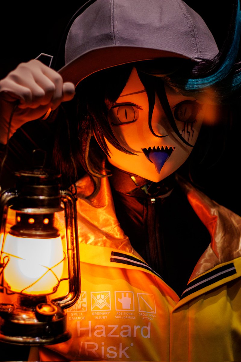 今年万圣节🎃不吃糖果🍬，吃小孩👶🏻

不听话的美味的小朋友要被本姑奶奶抓走吃掉哦~😈

📷&amp;🪄：<a href="/kiger_CNxiaohe/">一块小禾</a>  <a href="/DaozeYing/">樱岛泽</a>

#kigurumi #着ぐるみ #Arknights #明日方舟 #アークナイツ #アークナイツ秋感謝祭2024 #石棉 #アスベストス #Asbestos