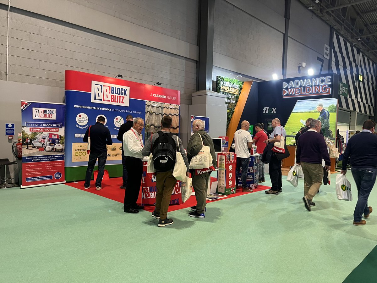 BlockBlitz's tweet image. We are ready for day two @SALTEX_show 

Come and find us on stand M085 to find out more about our non toxic outdoor surface cleaners and our glyphosate free weed and moss control 💚