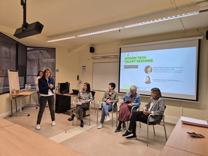 Universitat Politècnica de Catalunya (UPC) (@la_upc) on Twitter photo 💪 40 noies #UPC s’inspiren amb dones referents del sector 'tech'
Participen en el taller 'Dones en tecnologia: camins cap al lideratge', amb la professora #UPC <a href="/bonetcarne/">Elisenda Bonet-Carne</a> (<a href="/BCNatalResearch/">BCNatal Fetal Medicine Research</a>), Esther Perelló (<a href="/fasola_bcn/">Fasolà</a>) i Silvia Poyato (<a href="/SchneiderES/">SchneiderElectric ES</a>).
➡️upc.edu/ca/sala-de-pre… 💪 40 noies #UPC s’inspiren amb dones referents del sector 'tech'
Participen en el taller 'Dones en tecnologia: camins cap al lideratge', amb la professora #UPC <a href="/bonetcarne/">Elisenda Bonet-Carne</a> (<a href="/BCNatalResearch/">BCNatal Fetal Medicine Research</a>), Esther Perelló (<a href="/fasola_bcn/">Fasolà</a>) i Silvia Poyato (<a href="/SchneiderES/">SchneiderElectric ES</a>).
➡️upc.edu/ca/sala-de-pre…